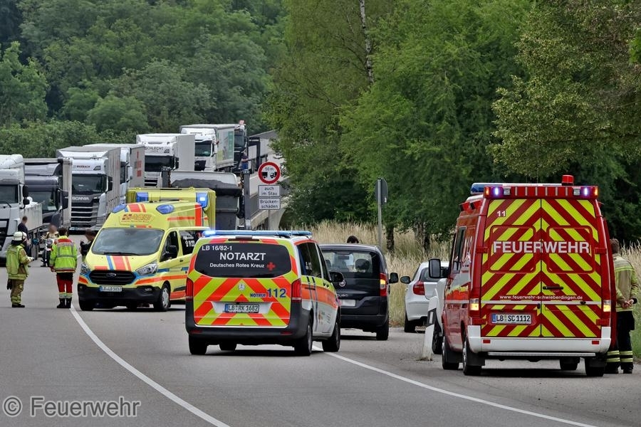 Einsatzfoto Verkehrsunfall unklare Lage
